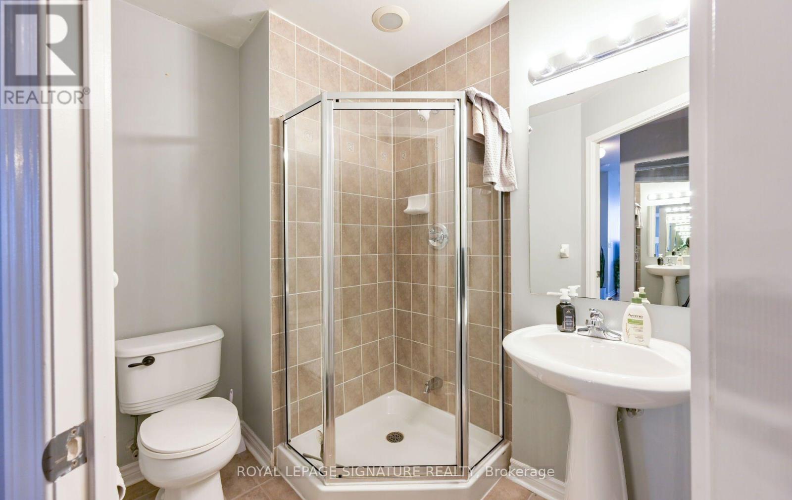 2211 - 388 Prince Of Wales Drive, Mississauga, Ontario  L5B 0A1 - Photo 24 - W13854012