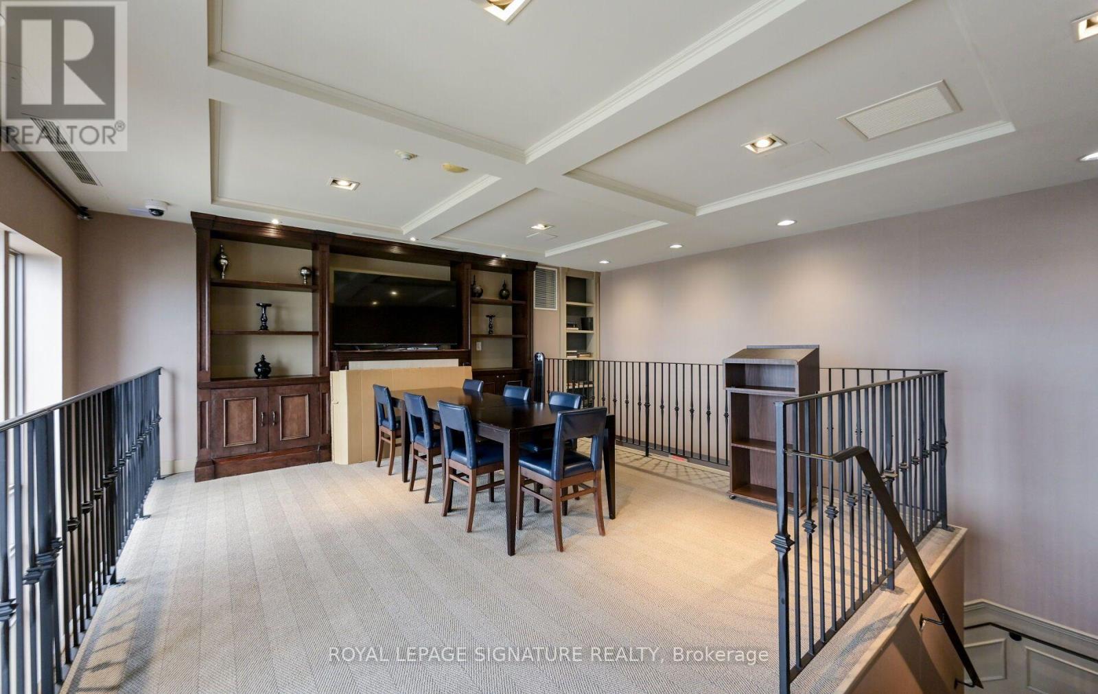 2211 - 388 Prince Of Wales Drive, Mississauga, Ontario  L5B 0A1 - Photo 45 - W13854012