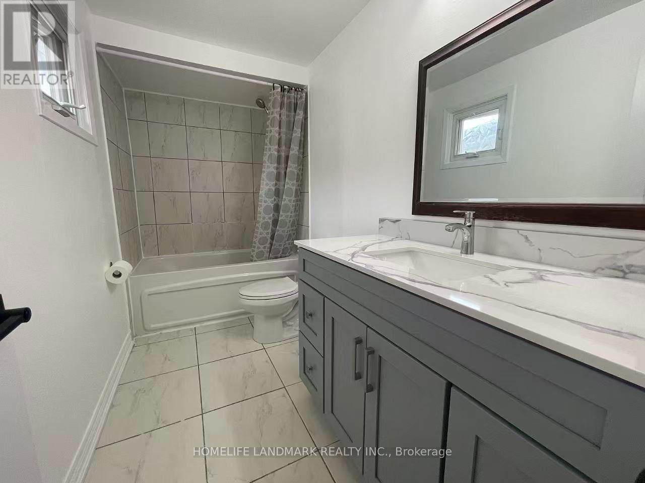 6337 Martel Court, Mississauga, Ontario  L5N 3H6 - Photo 15 - W13854040