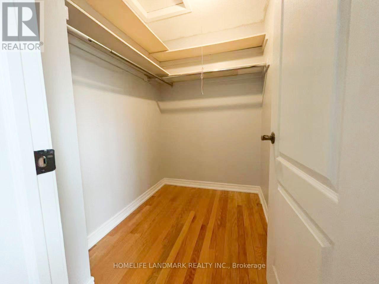 6337 Martel Court, Mississauga, Ontario  L5N 3H6 - Photo 20 - W13854040
