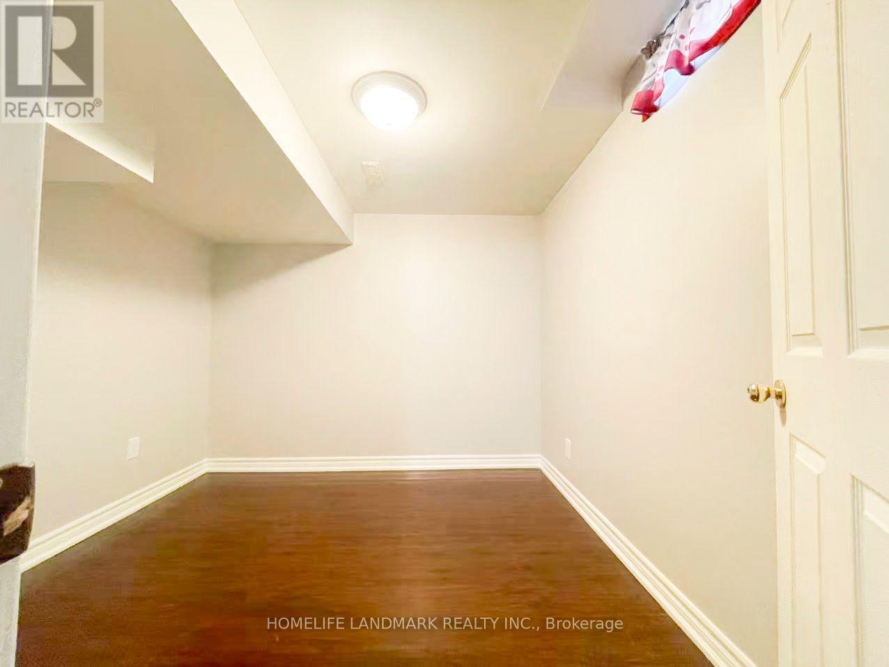 6337 Martel Court, Mississauga, Ontario  L5N 3H6 - Photo 30 - W13854040
