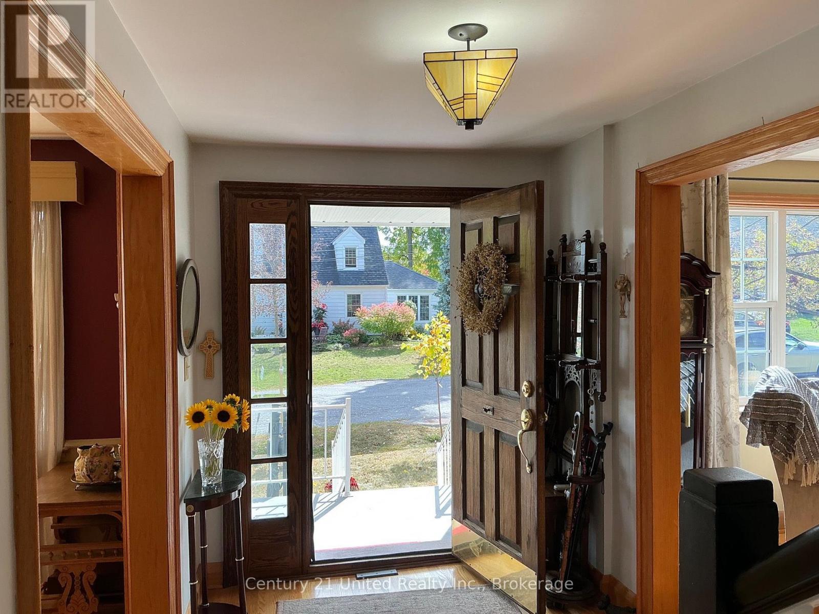 6 Middleton Drive, Peterborough, Ontario  K9J 4Z2 - Photo 5 - X13766770