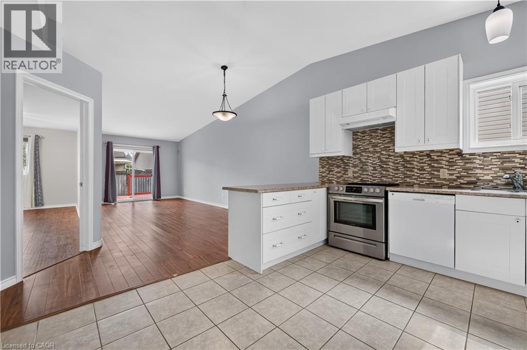 4459 Christopher Court, Beamsville, Ontario  L3J 0E1 - Photo 16 - 40868411