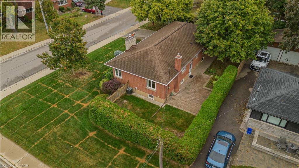 724 George Street, Burlington, Ontario  L7R 2W2 - Photo 2 - 40867600