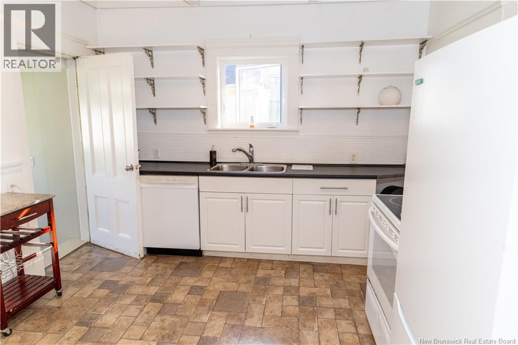 247 Sherbrooke Street, Saint John, New Brunswick  E2M 4T4 - Photo 14 - NB148864