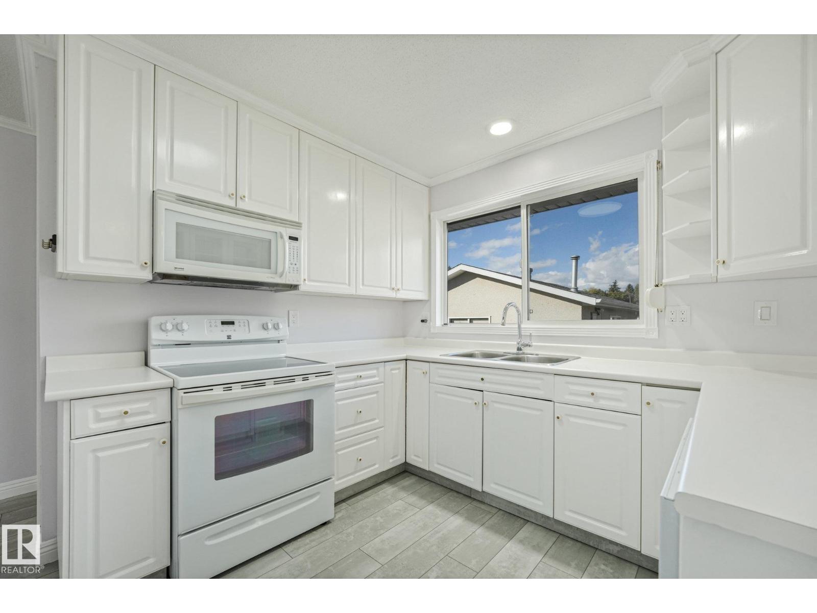 10218 167a Av Nw, Edmonton, Alberta  T5X 2Z3 - Photo 15 - E4511393