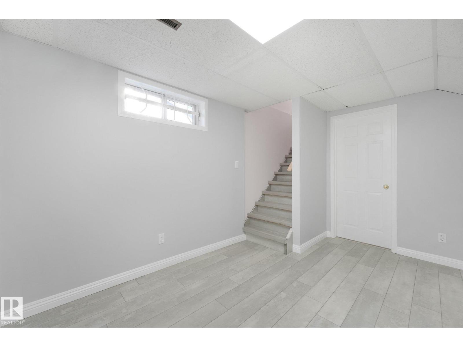 10218 167a Av Nw, Edmonton, Alberta  T5X 2Z3 - Photo 32 - E4511393