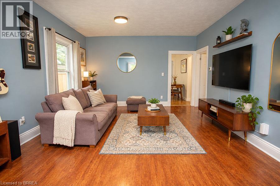 11 Stirton Avenue, Brantford, Ontario  N3T 1E2 - Photo 5 - 40868267