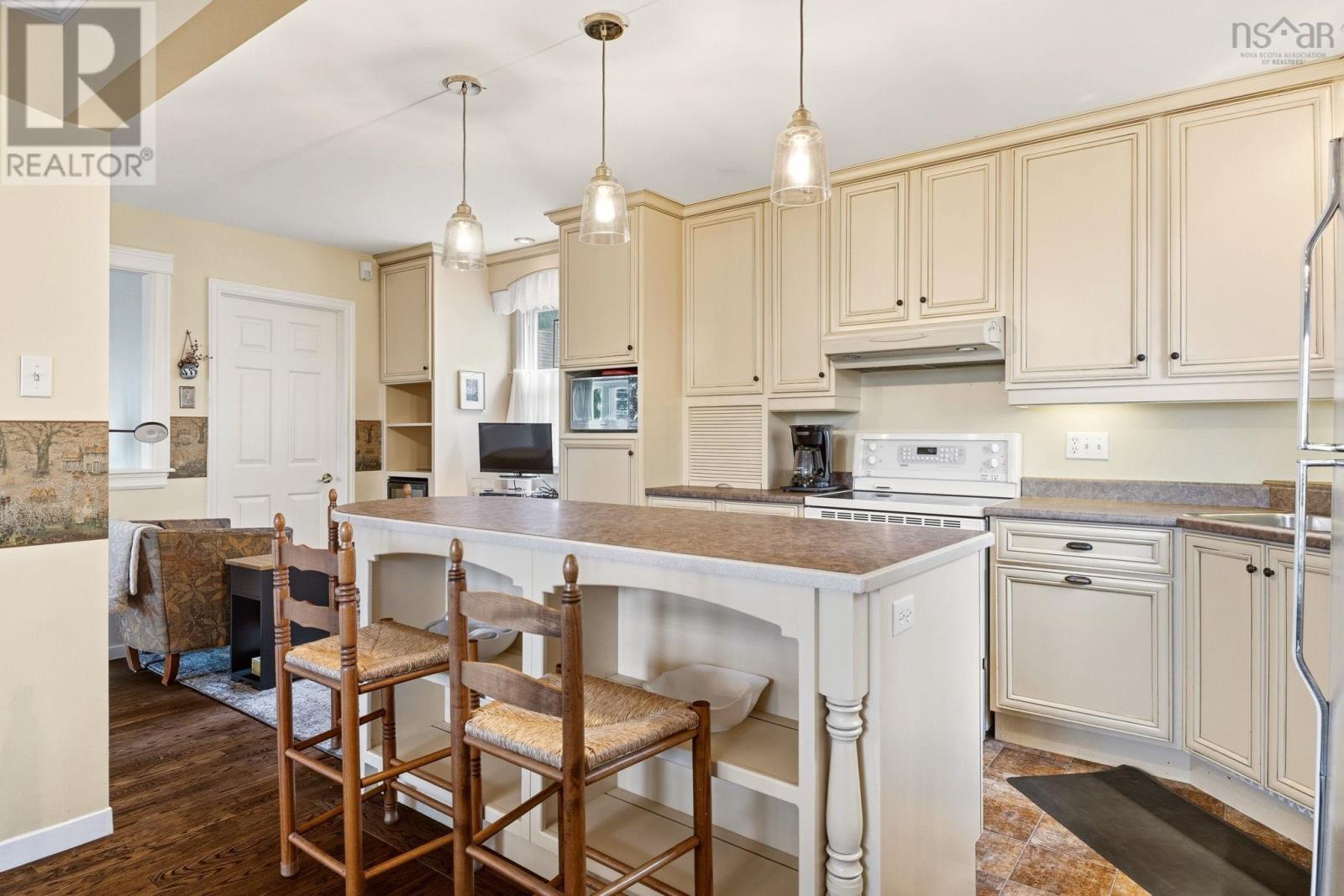 114 Regal Road, Dartmouth, Nova Scotia  B2W 4H8 - Photo 5 - 202624921