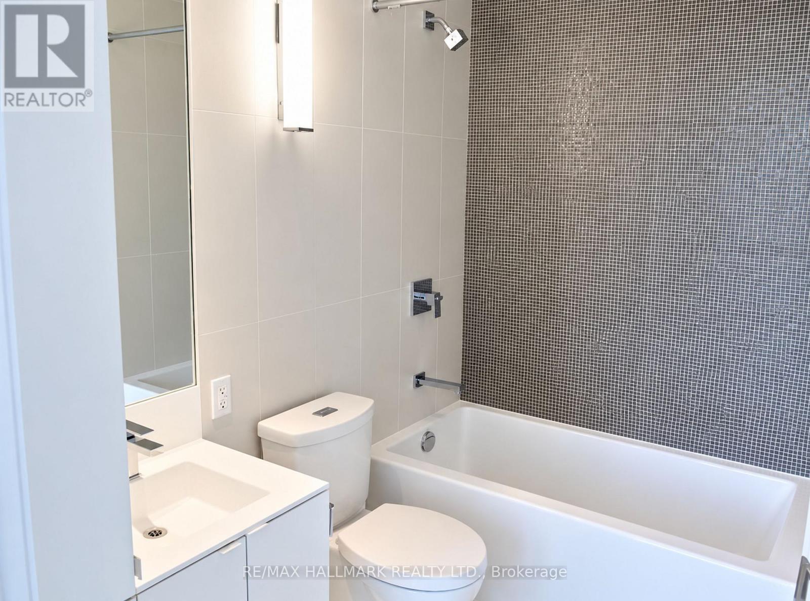 2202 - 125 Peter Street, Toronto, Ontario  M5V 2G9 - Photo 4 - C13847472