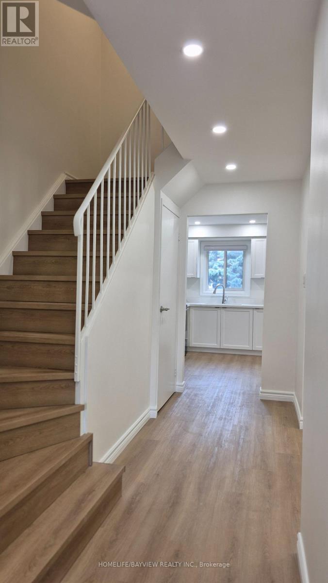147 Dunbar Crescent, Markham, Ontario  L3R 6W1 - Photo 3 - N13846550