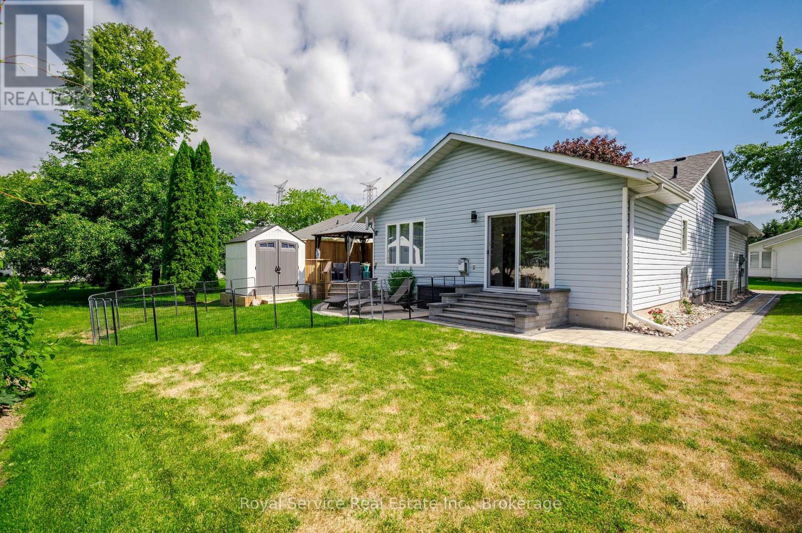 11 Algonquin Trail, Clarington, Ontario  L1B 1A1 - Photo 31 - E13854450