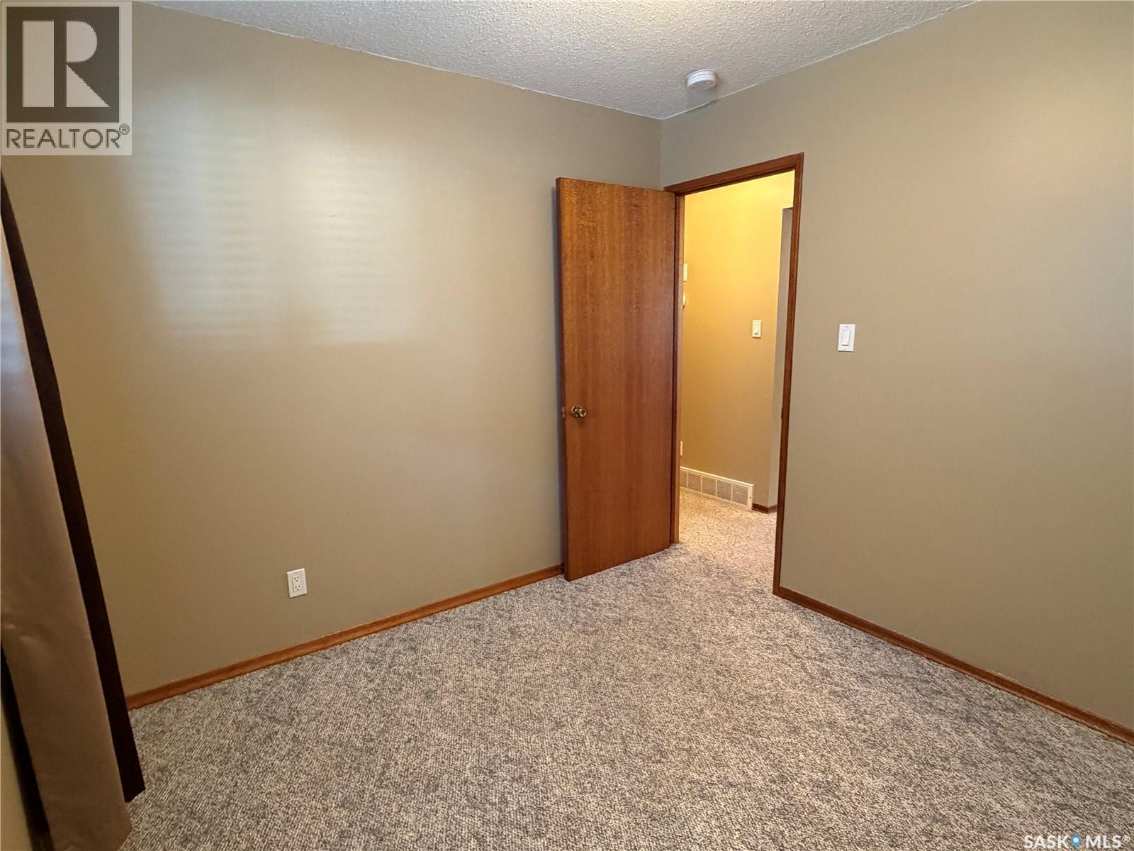 715 Mcnaughton Street, Moosomin, Saskatchewan  S0G 3N0 - Photo 18 - SK050204