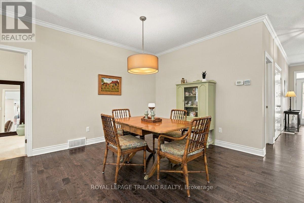 43 Hickory Lane, St. Thomas, Ontario  N5R 6K9 - Photo 13 - X13854216