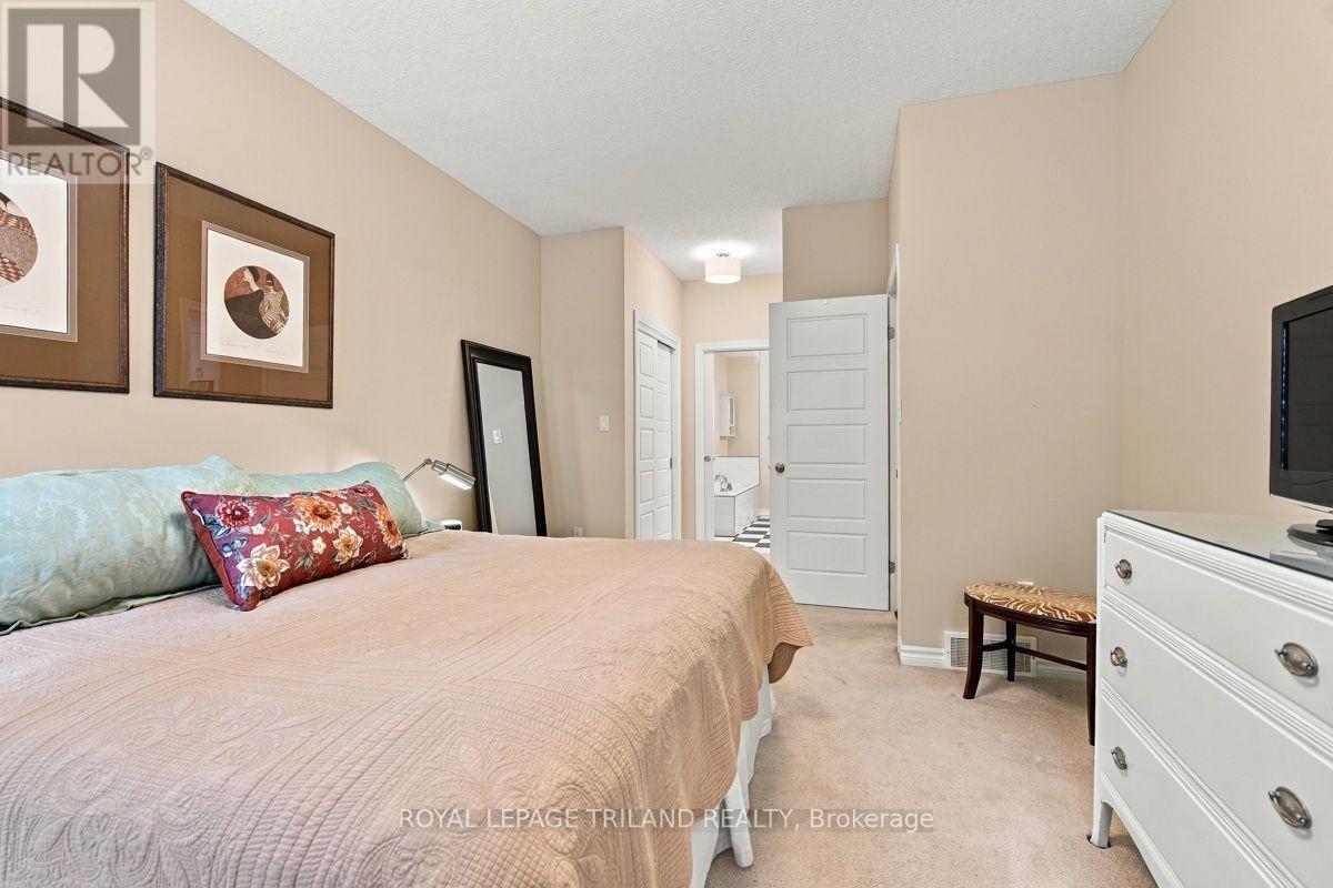 43 Hickory Lane, St. Thomas, Ontario  N5R 6K9 - Photo 22 - X13854216