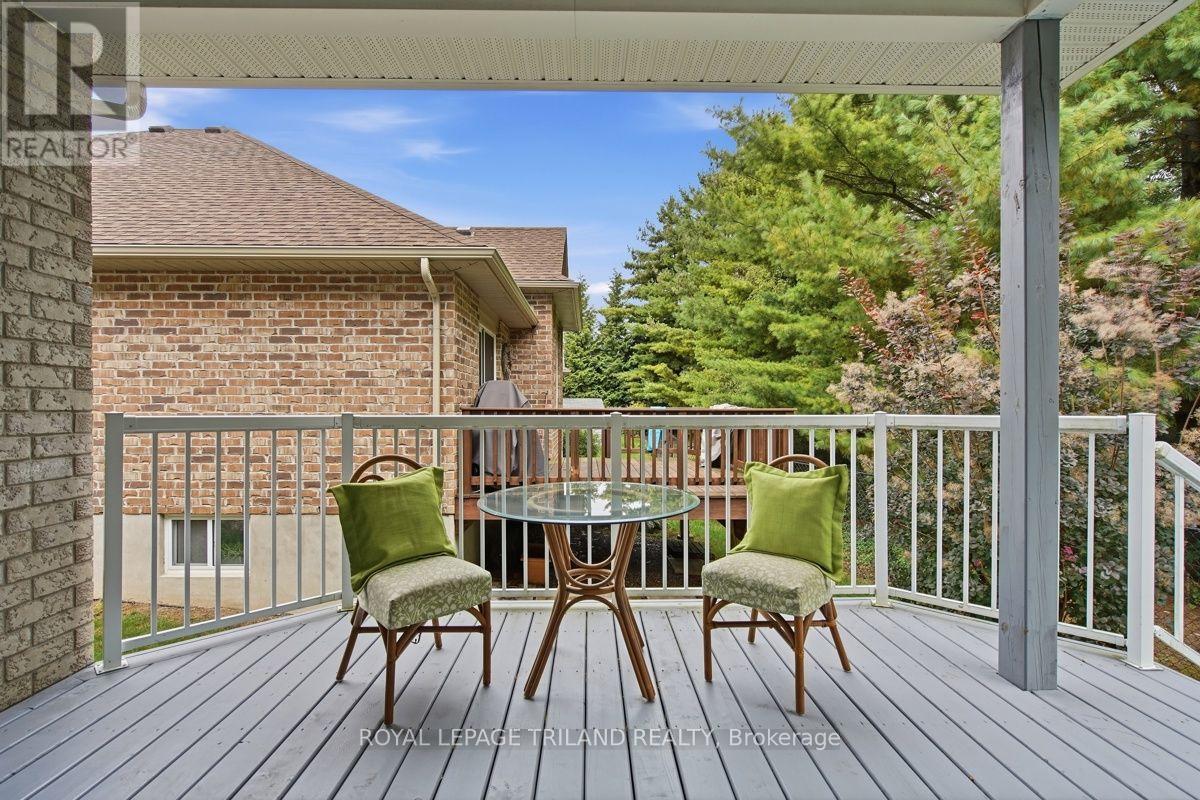 43 Hickory Lane, St. Thomas, Ontario  N5R 6K9 - Photo 42 - X13854216