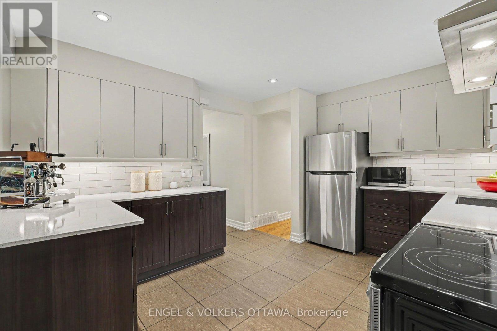464 Thessaly Circle, Ottawa, Ontario  K1H 5W5 - Photo 12 - X13854200