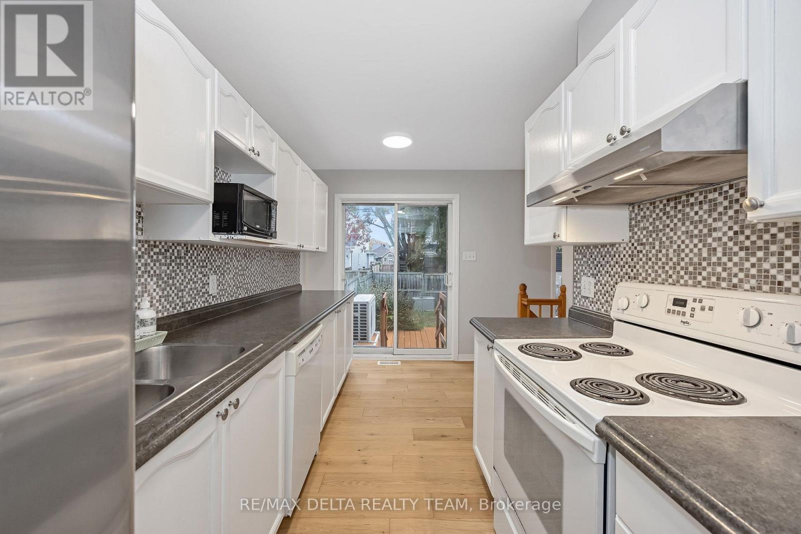 858 Como Crescent, Ottawa, Ontario  K4A 3Z9 - Photo 10 - X13854394