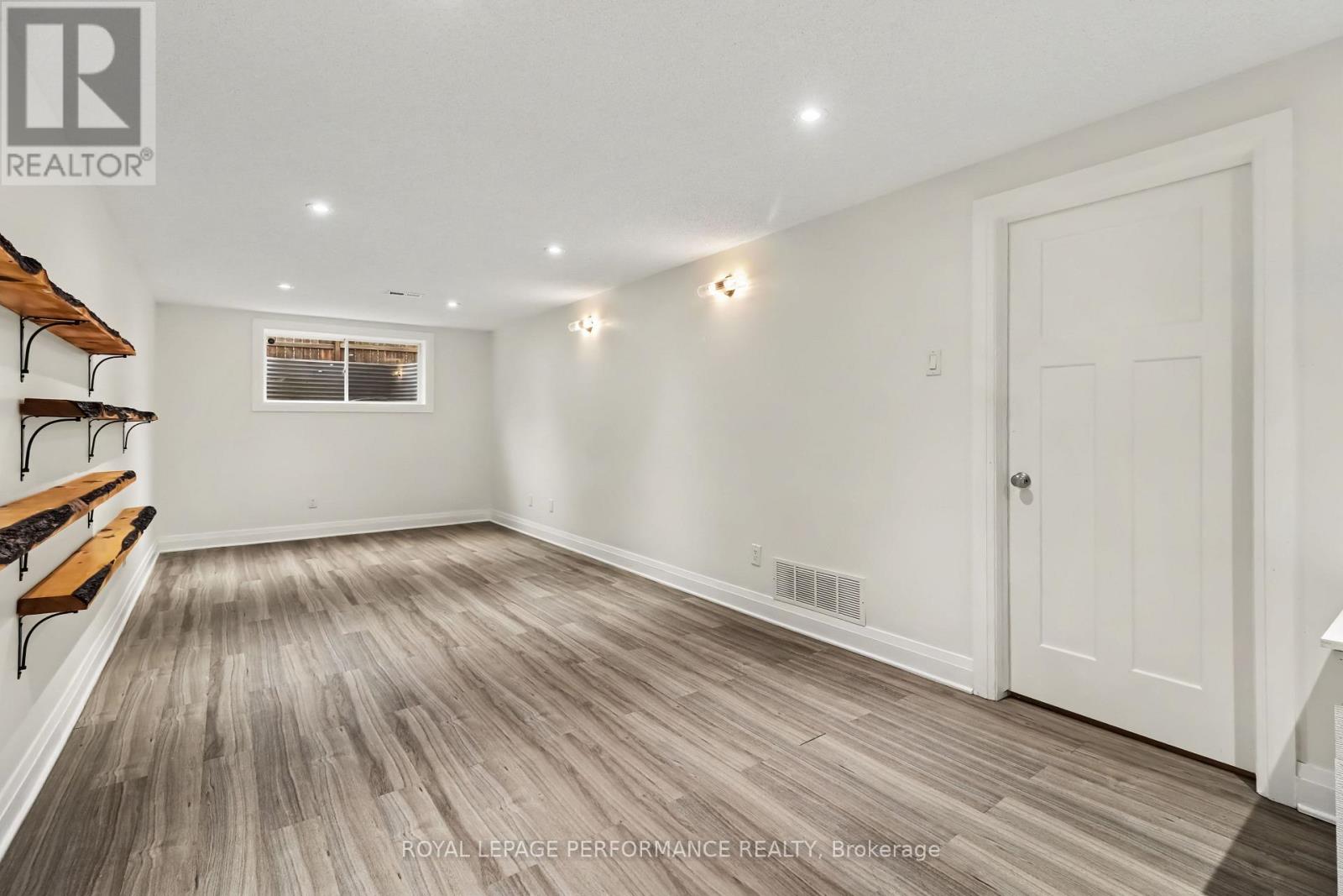 208 Butterfly Walk, Ottawa, Ontario  K1W 0G6 - Photo 23 - X13854466