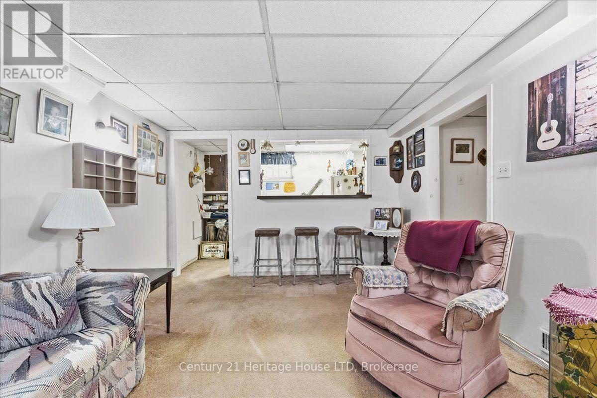 26 Coventry Street, St. Catharines, Ontario  L2R 2X7 - Photo 17 - X13854160