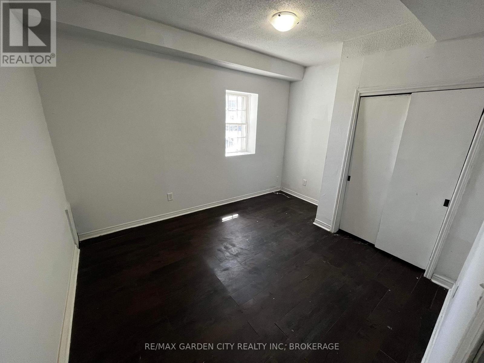 1 - 29 Rykert Street, St. Catharines, Ontario  L2S 1Y8 - Photo 8 - X13854244