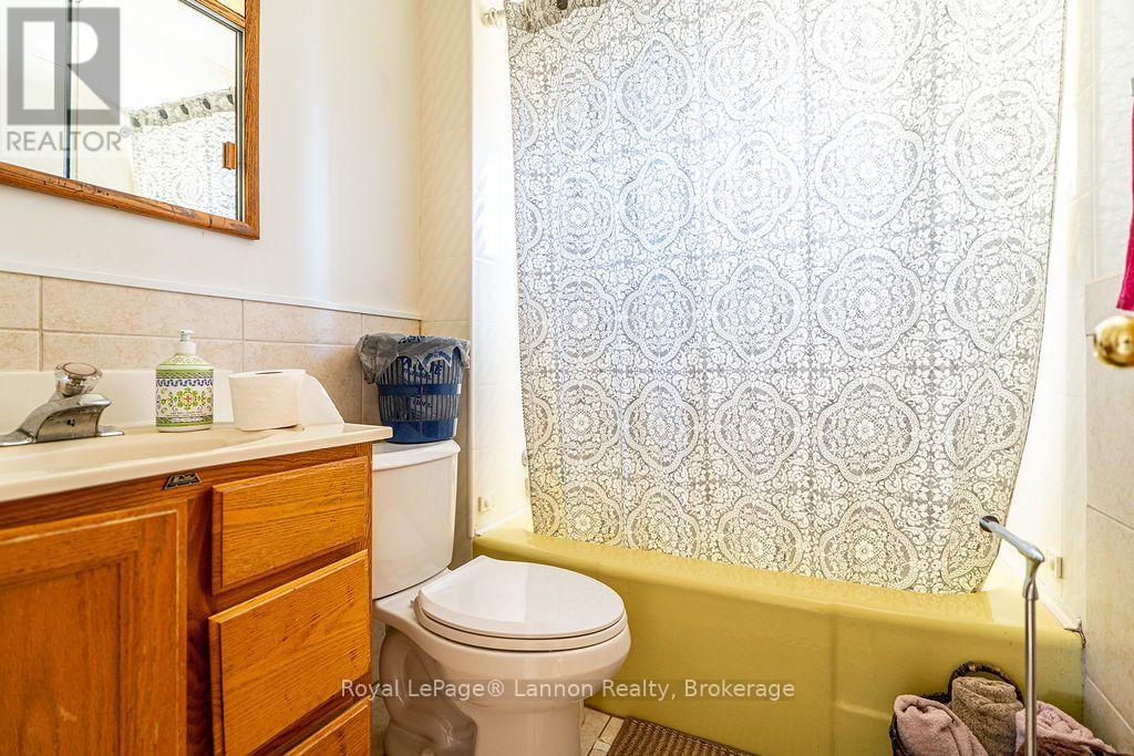 210 Powley Street, Thunder Bay, Ontario  P7A 2K9 - Photo 21 - X13854294