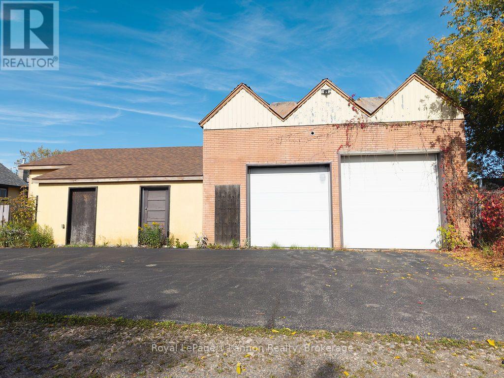 210 Powley Street, Thunder Bay, Ontario  P7A 2K9 - Photo 34 - X13854294