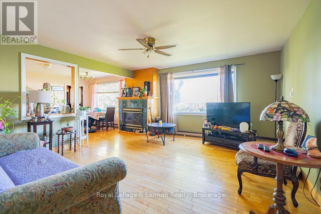210 Powley Street, Thunder Bay, Ontario  P7A 2K9 - Photo 4 - X13854294