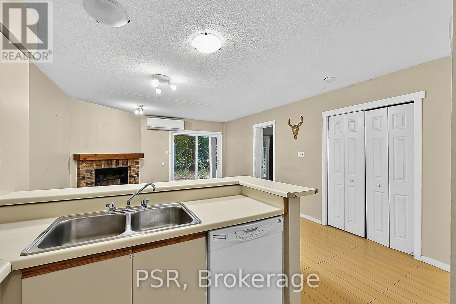 183 - 49 Trott Boulevard, Collingwood, Ontario  L9Y 5B6 - Photo 10 - S13854208