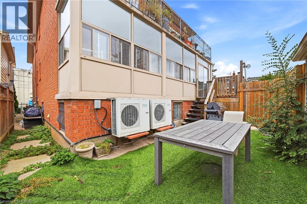 277 Harvie Avenue, York, Ontario  M6E 4L1 - Photo 46 - 40867739