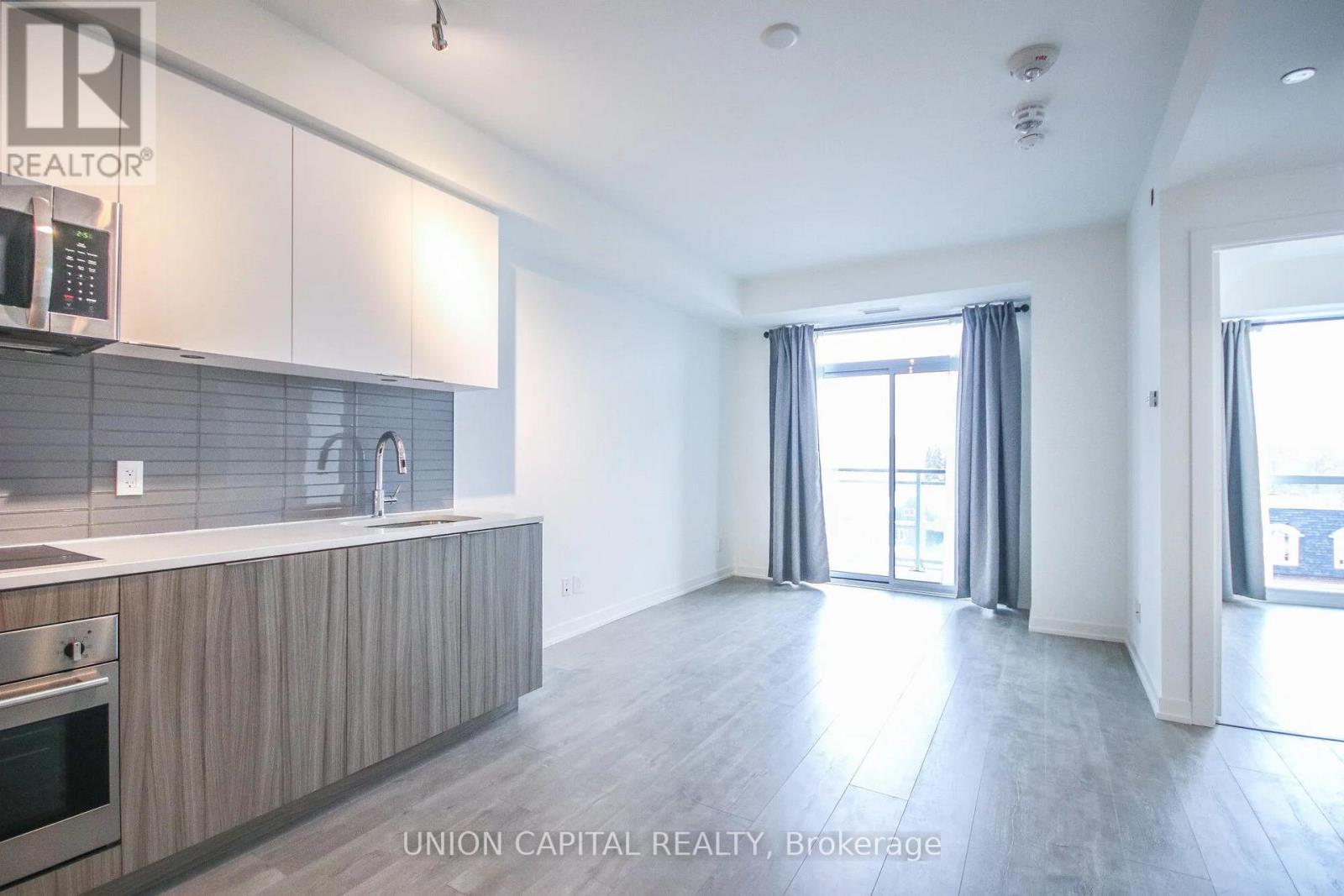 510 - 223 St Clair Avenue W, Toronto, Ontario  M4V 1R3 - Photo 8 - C13854122