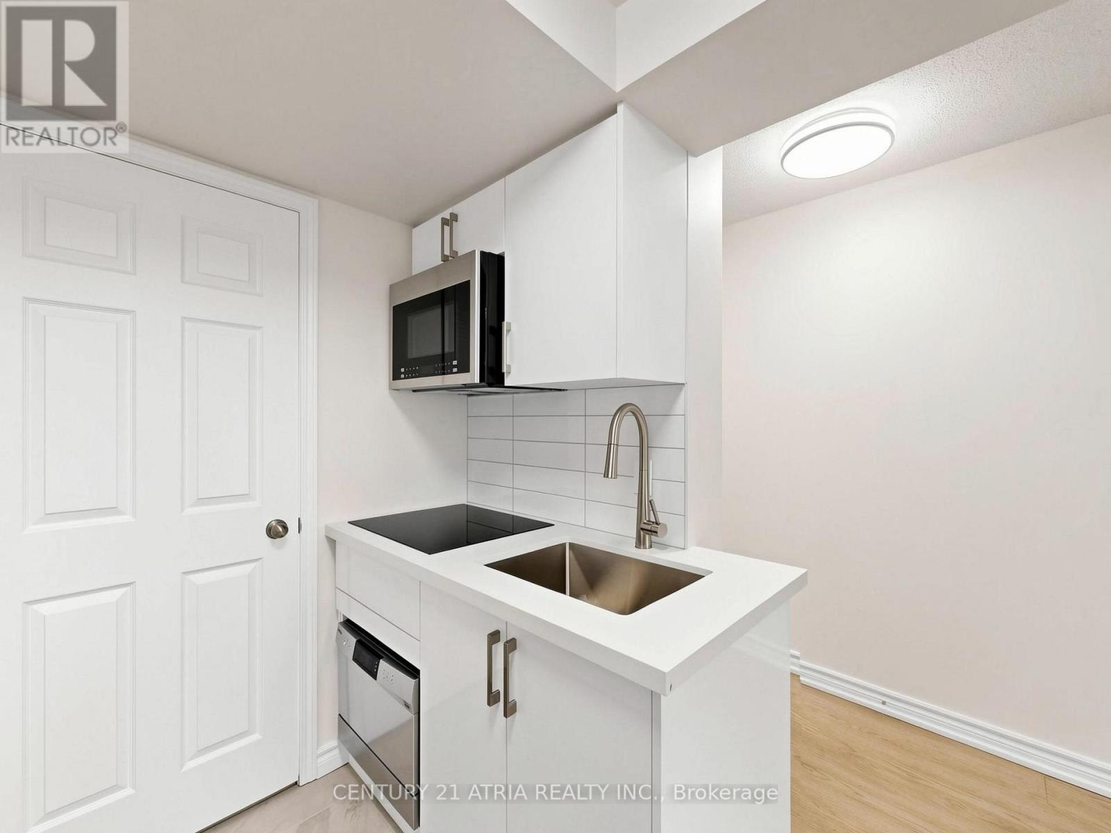 2703 - 8 Hillcrest Avenue, Toronto (Willowdale East), Ontario  M2N 6Y6 - Photo 18 - C13854320