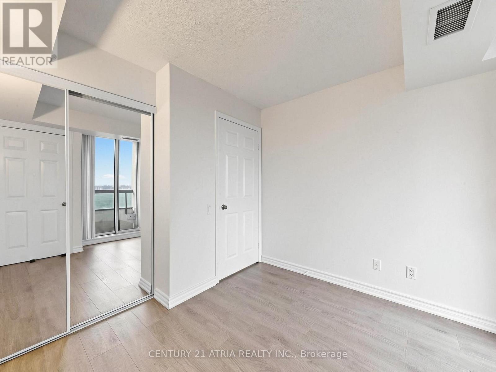 2703 - 8 Hillcrest Avenue, Toronto (Willowdale East), Ontario  M2N 6Y6 - Photo 23 - C13854320