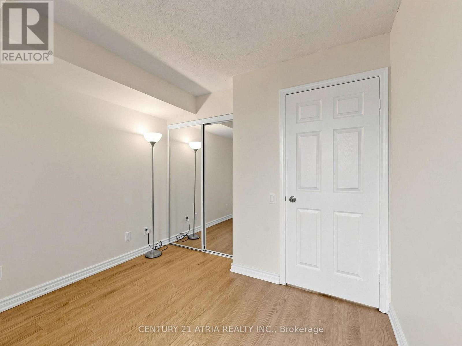 2703 - 8 Hillcrest Avenue, Toronto (Willowdale East), Ontario  M2N 6Y6 - Photo 24 - C13854320
