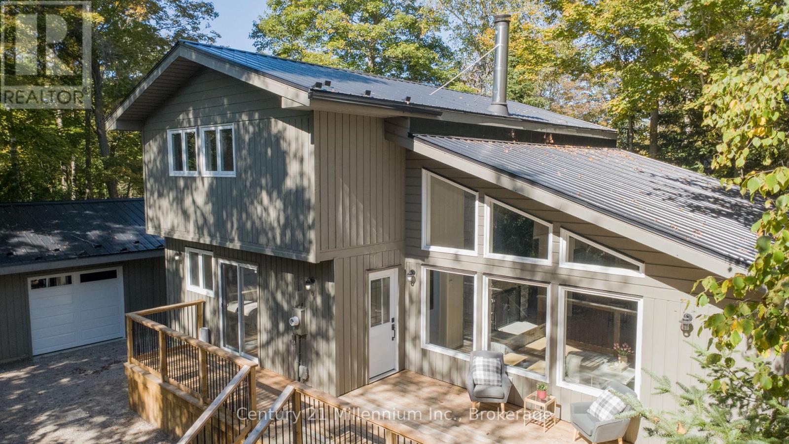 40 Rolling Hills Drive, South Bruce Peninsula, Ontario  N0H 2T0 - Photo 3 - X13854418