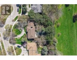 38 FIFESHIRE ROAD, Toronto, Ontario