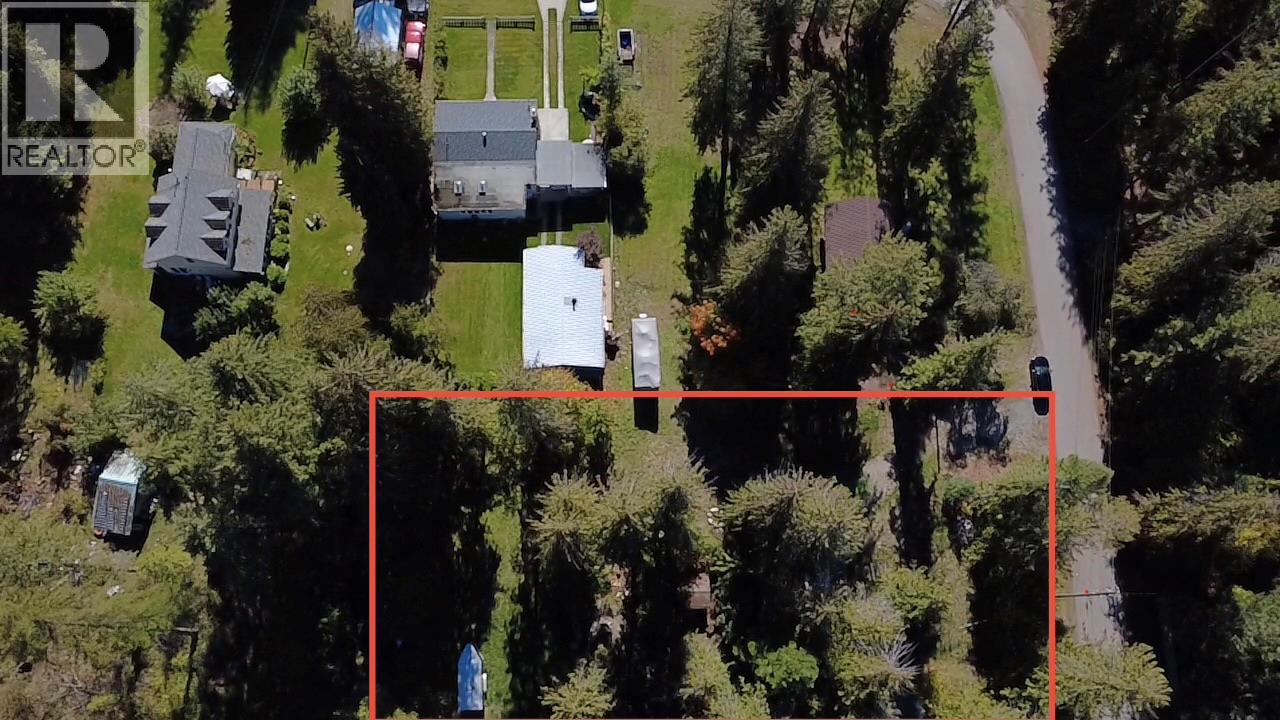 1962 Tambellini Road, Christina Lake, British Columbia  V0H 1E2 - Photo 3 - 10402334