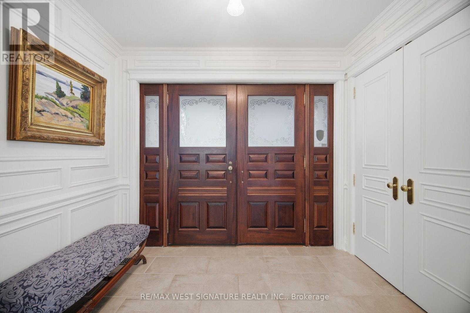 42 Hedgerow Court, Vaughan, Ontario  L0J 1C0 - Photo 5 - N13854242