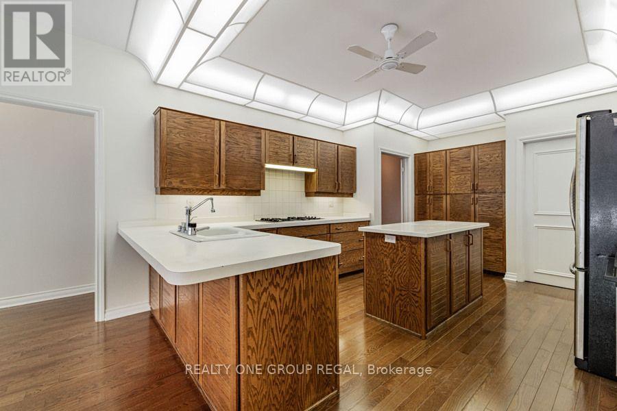 17 Dunloe Road, Richmond Hill (Bayview Hill), Ontario  L4B 2H6 - Photo 13 - N13854292