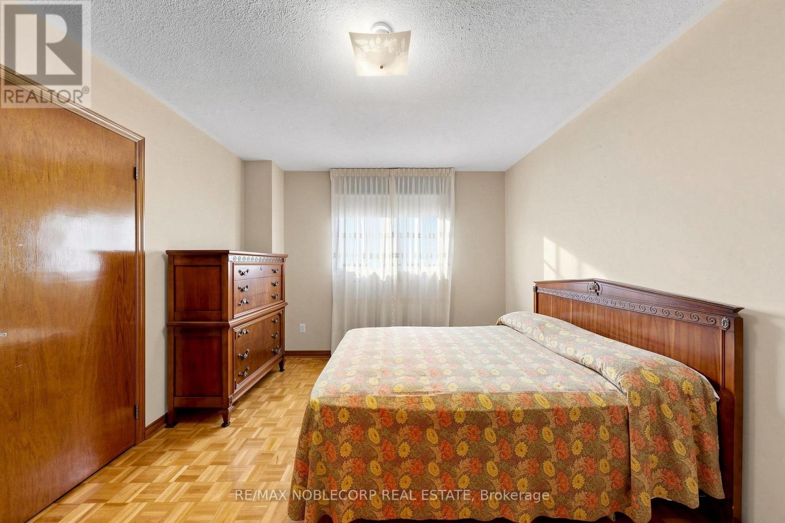 162 Venetian Crescent, Vaughan, Ontario  L4L 5G3 - Photo 28 - N13854402