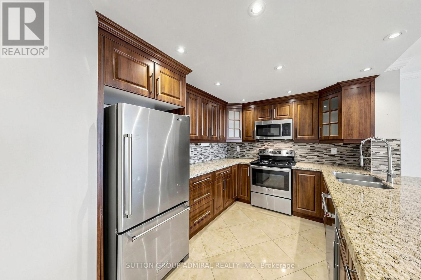 806 - 7460 Bathurst Street, Vaughan (Brownridge), Ontario  L4J 7K9 - Photo 11 - N13854410