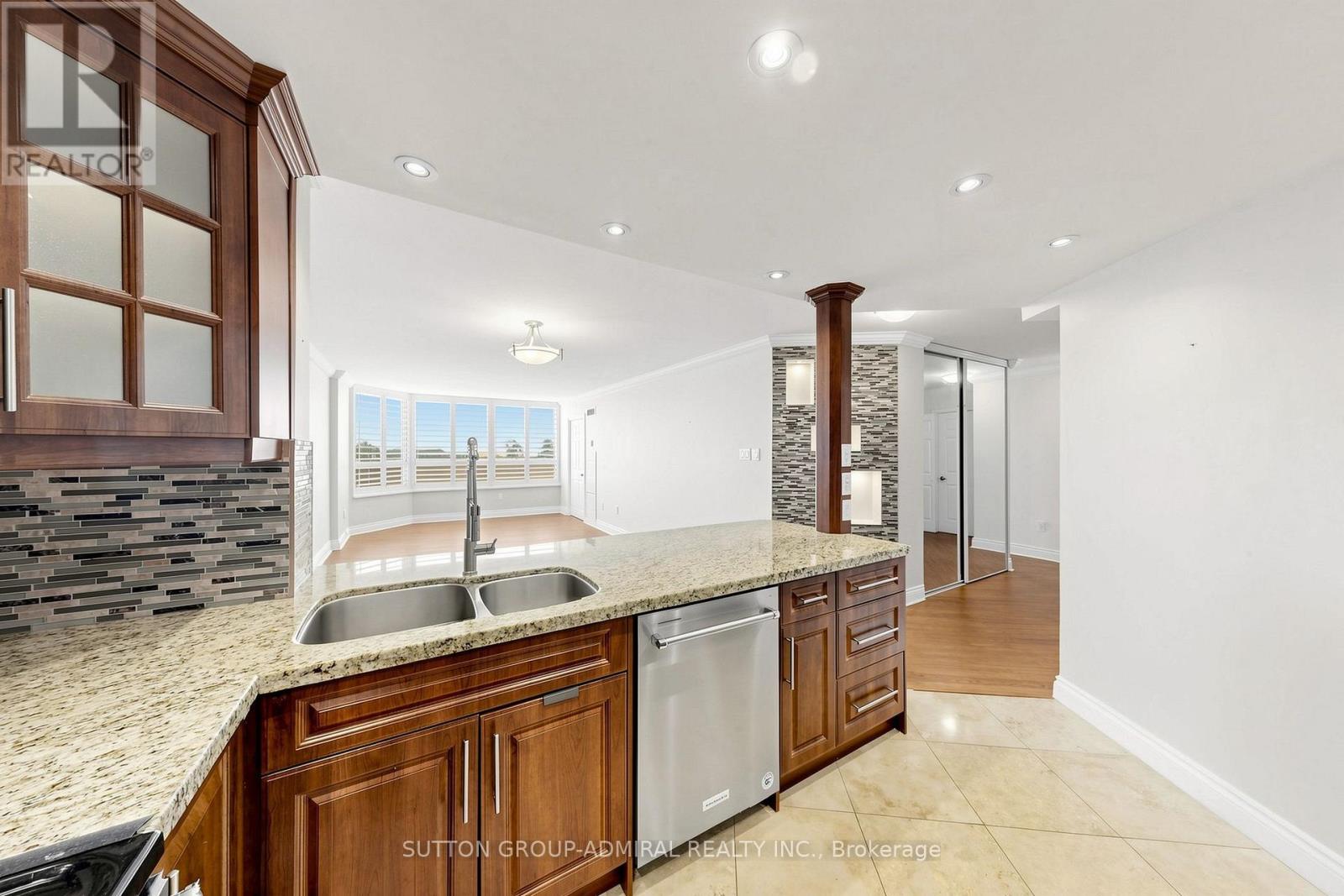 806 - 7460 Bathurst Street, Vaughan (Brownridge), Ontario  L4J 7K9 - Photo 12 - N13854410