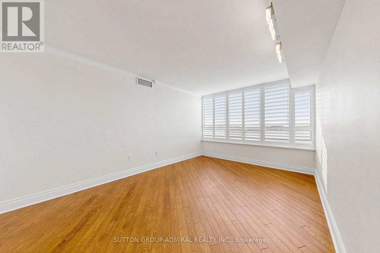 806 - 7460 Bathurst Street, Vaughan (Brownridge), Ontario  L4J 7K9 - Photo 16 - N13854410