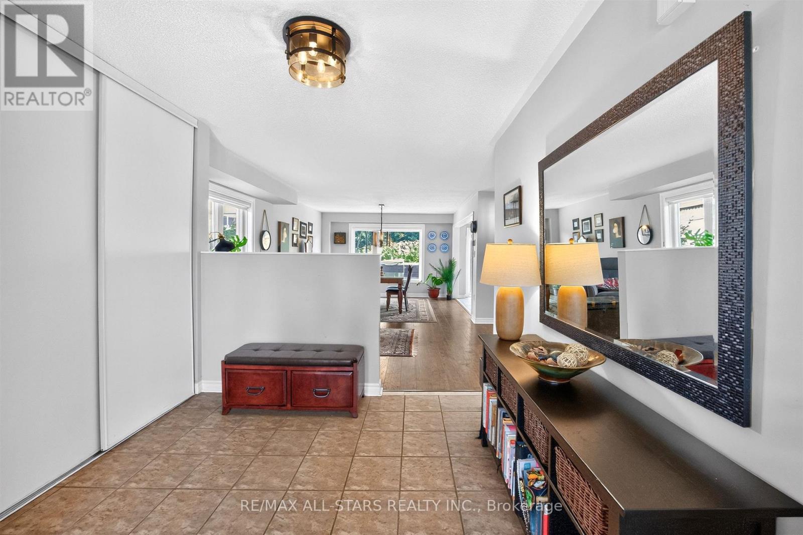 31 Country Lane, Barrie (Painswick South), Ontario  L4N 0E8 - Photo 6 - S13854158