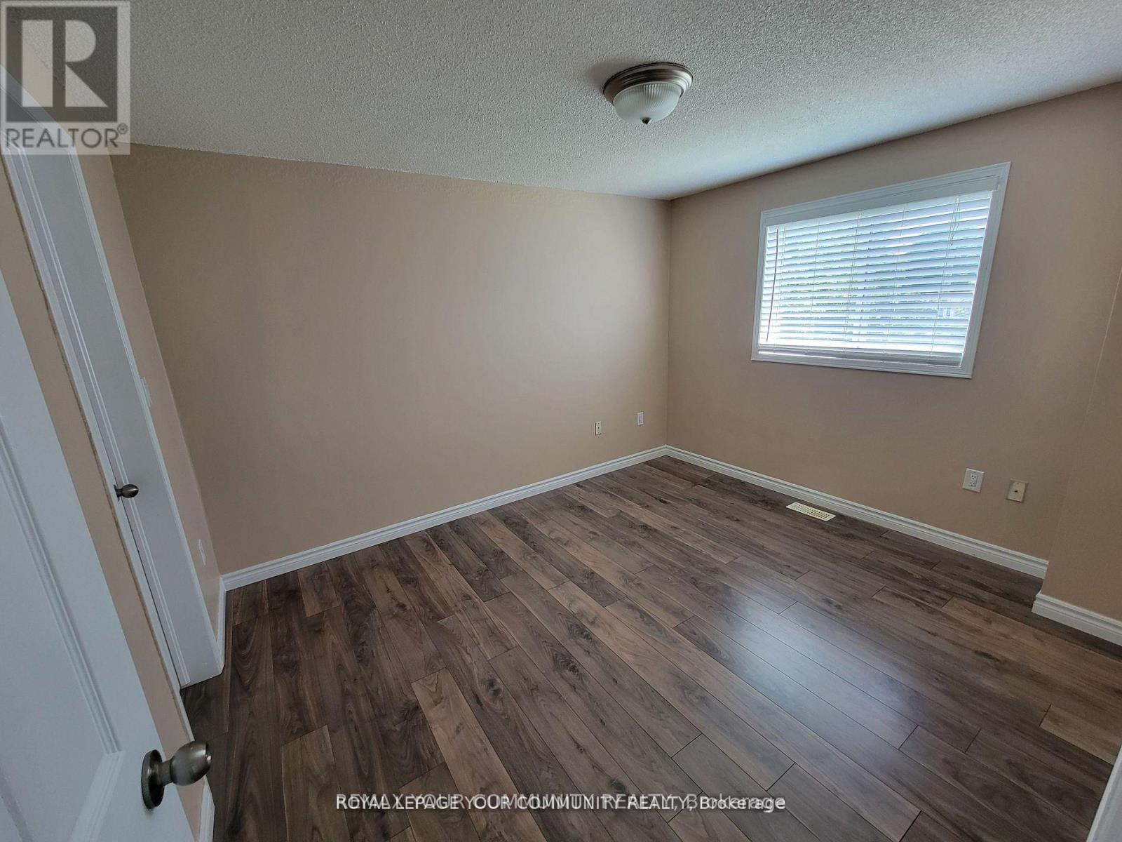 172 Churchland Drive, Barrie (Holly), Ontario  L4N 8N5 - Photo 15 - S13854278