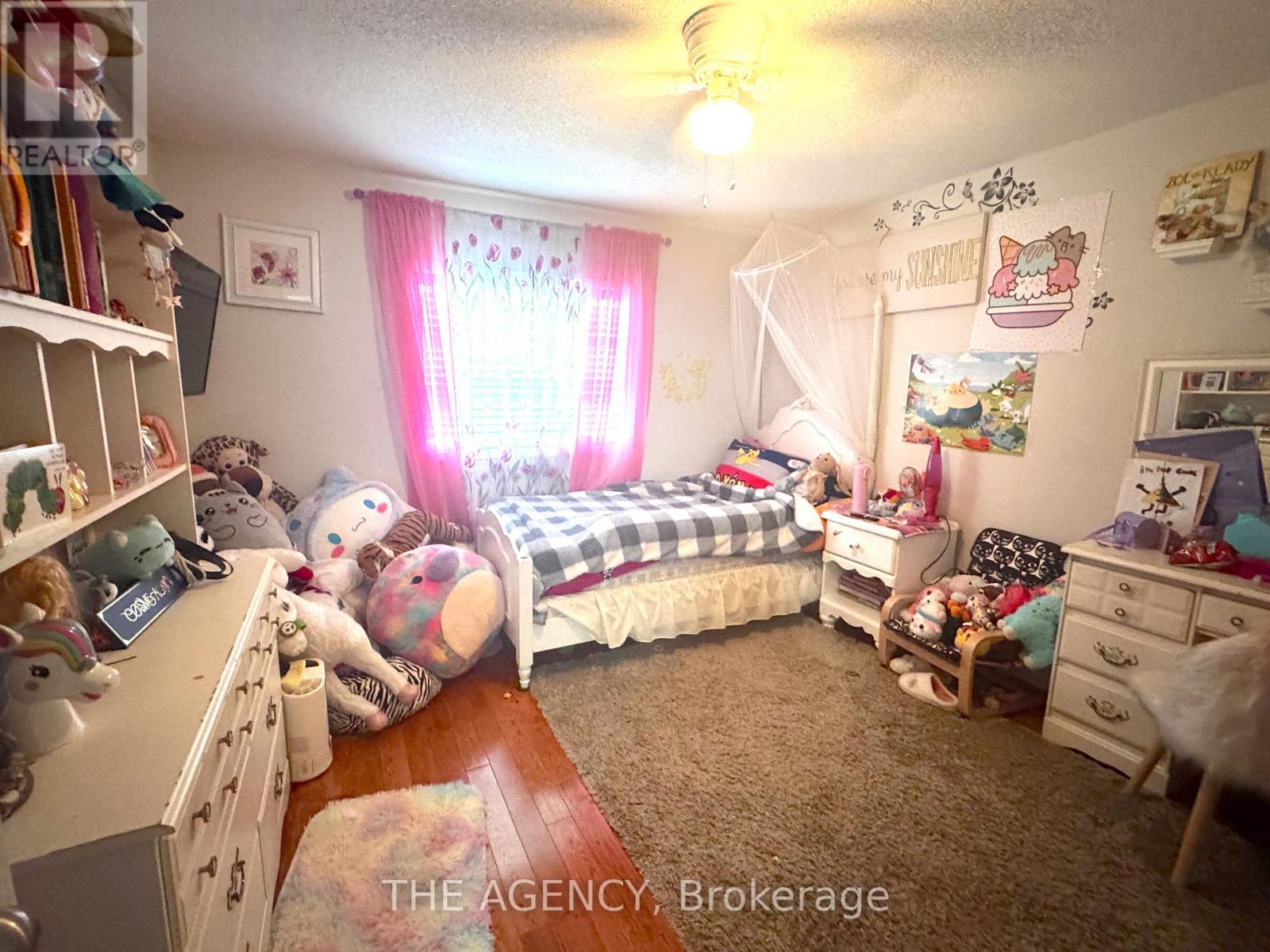 18 Srigley Street, Barrie (Holly), Ontario  L4N 0L9 - Photo 13 - S13854358