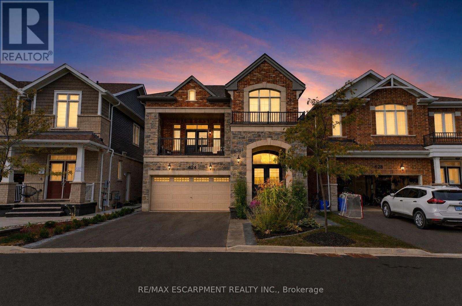 624 Boyd Lane, Milton (Walker), Ontario  L9E 1W6 - Photo 2 - W13854086