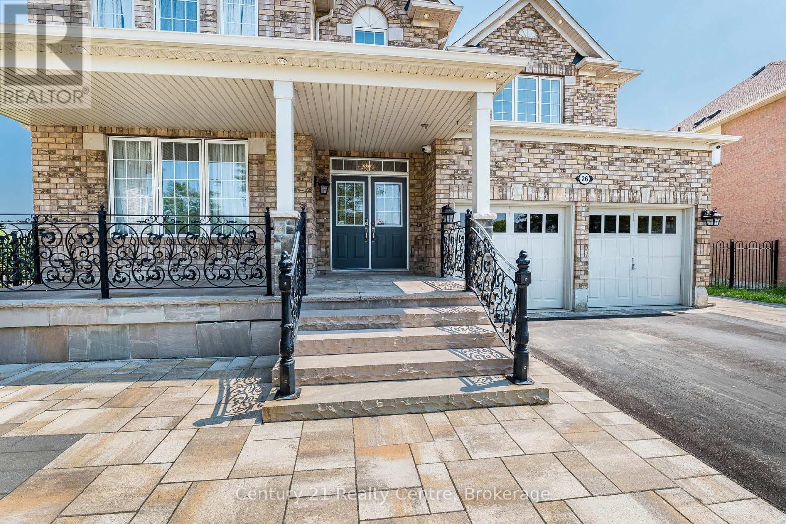 26 Catchfly Crescent, Brampton, Ontario  L6P 2H8 - Photo 2 - W13854130