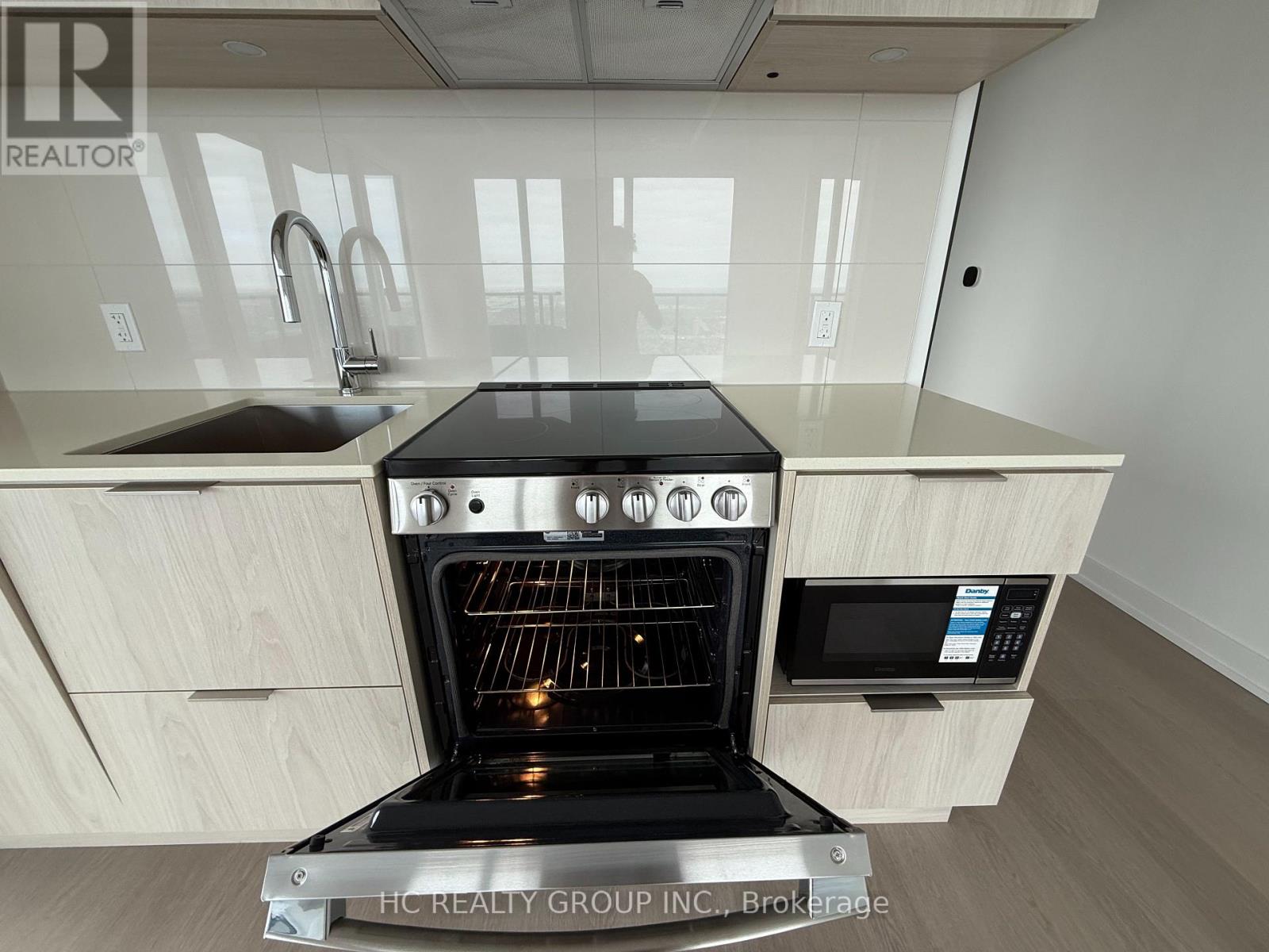 6305 - 448 Burnhamthorpe Road, Mississauga, Ontario  L5B 0R4 - Photo 19 - W13854166