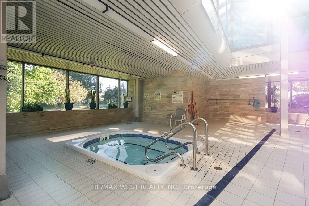 2009 - 2045 Lake Shore Boulevard W, Toronto (Mimico), Ontario  M8V 2Z6 - Photo 23 - W13854170